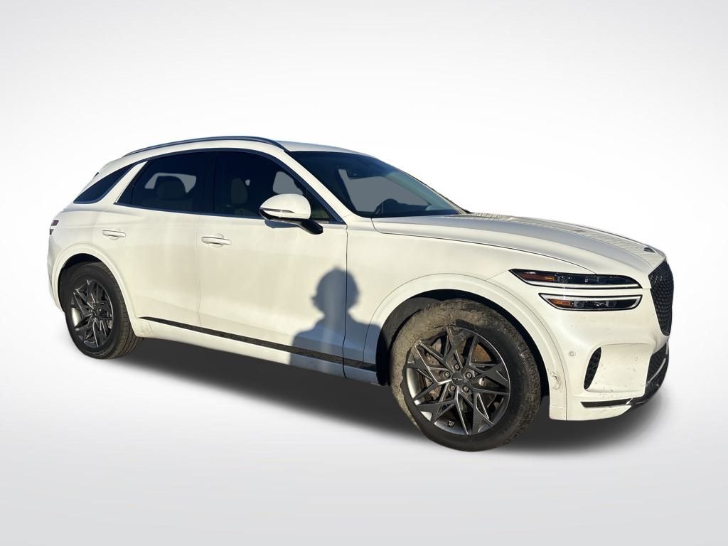 2023 GENESIS GV70 Standard's photo