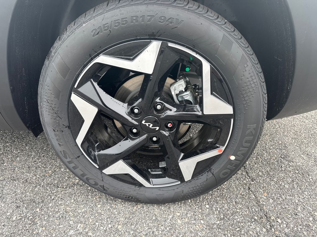 2025 Kia Seltos S photo 19