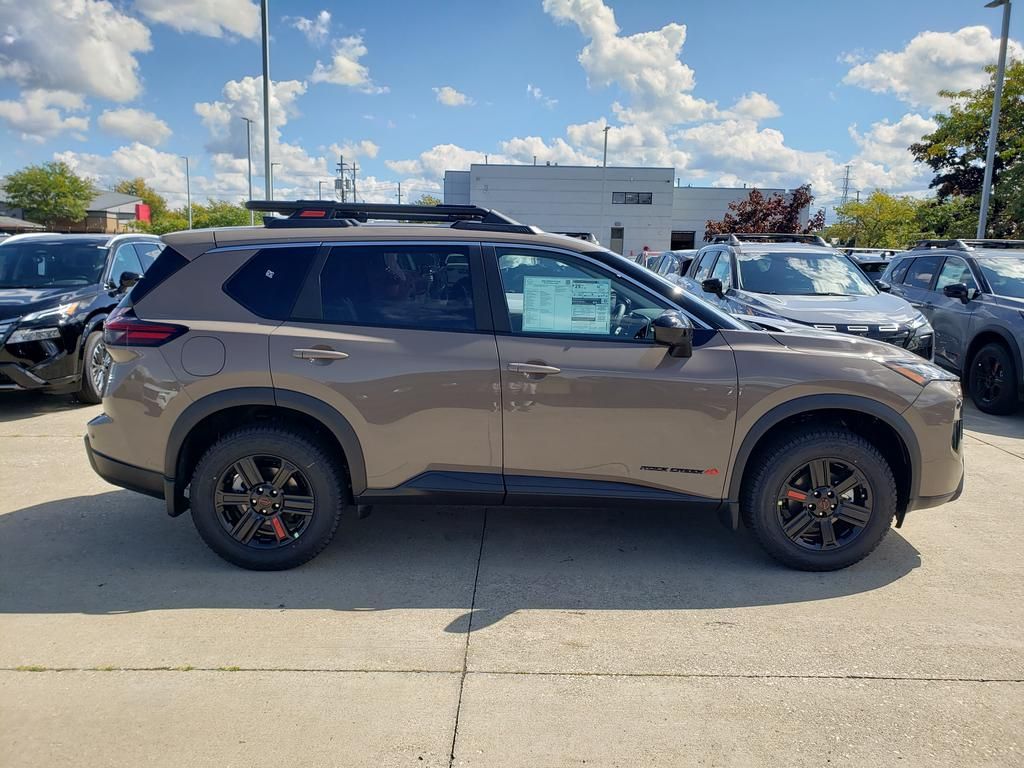 2026 Nissan Rogue SV photo 6