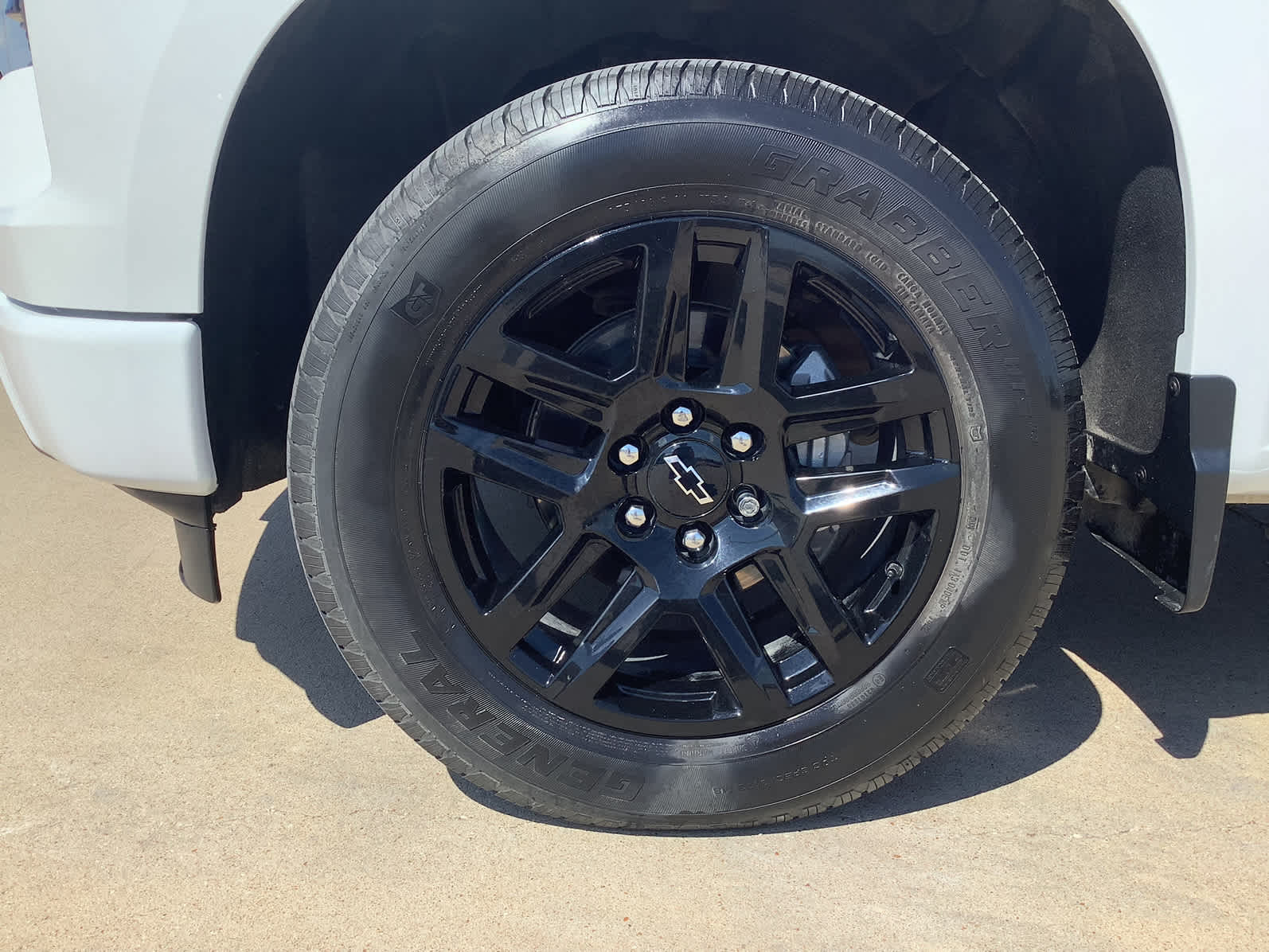 2022 Chevrolet Silverado 1500 RST photo 10