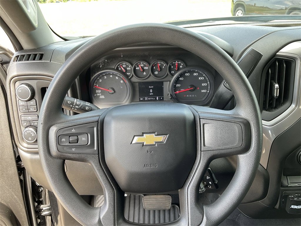 2021 Chevrolet Silverado 1500 Custom photo 10