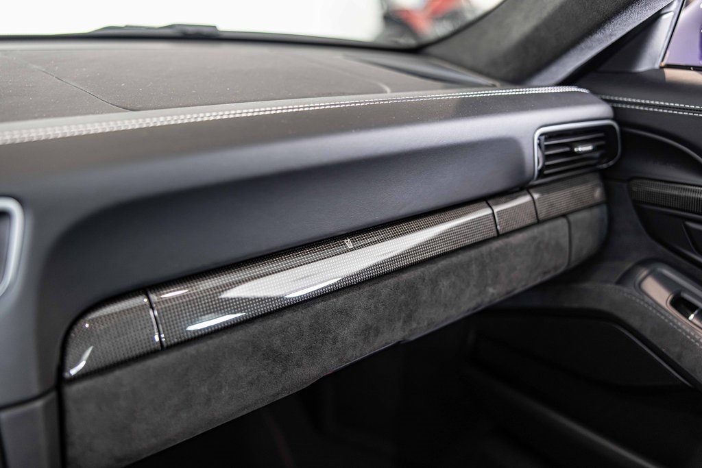 2016 PORSCHE 911 - Image 32