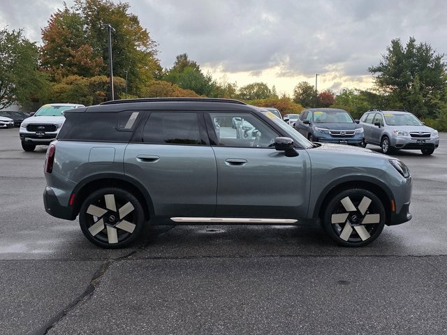 2025 Mini Cooper S ALL4 photo 8