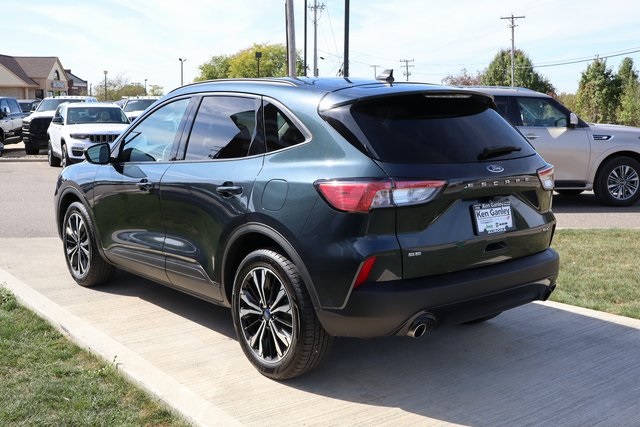 2022 Ford Escape SE photo 23