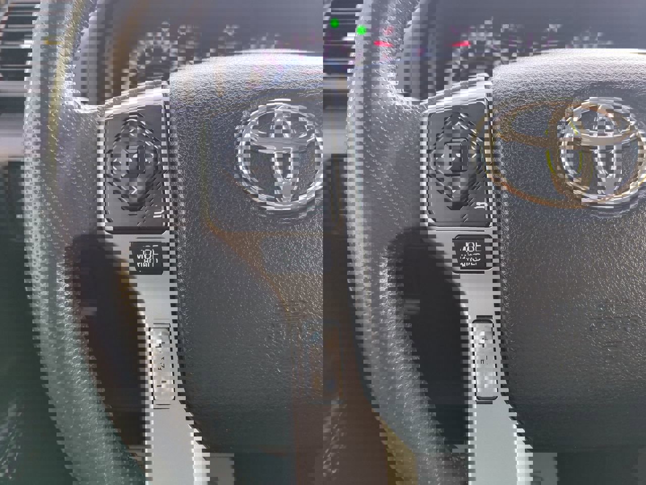 2018 Toyota 4Runner Limited photo 26