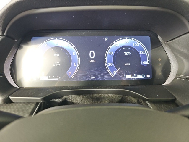 2025 Jeep Grand Cherokee Altitude photo 12