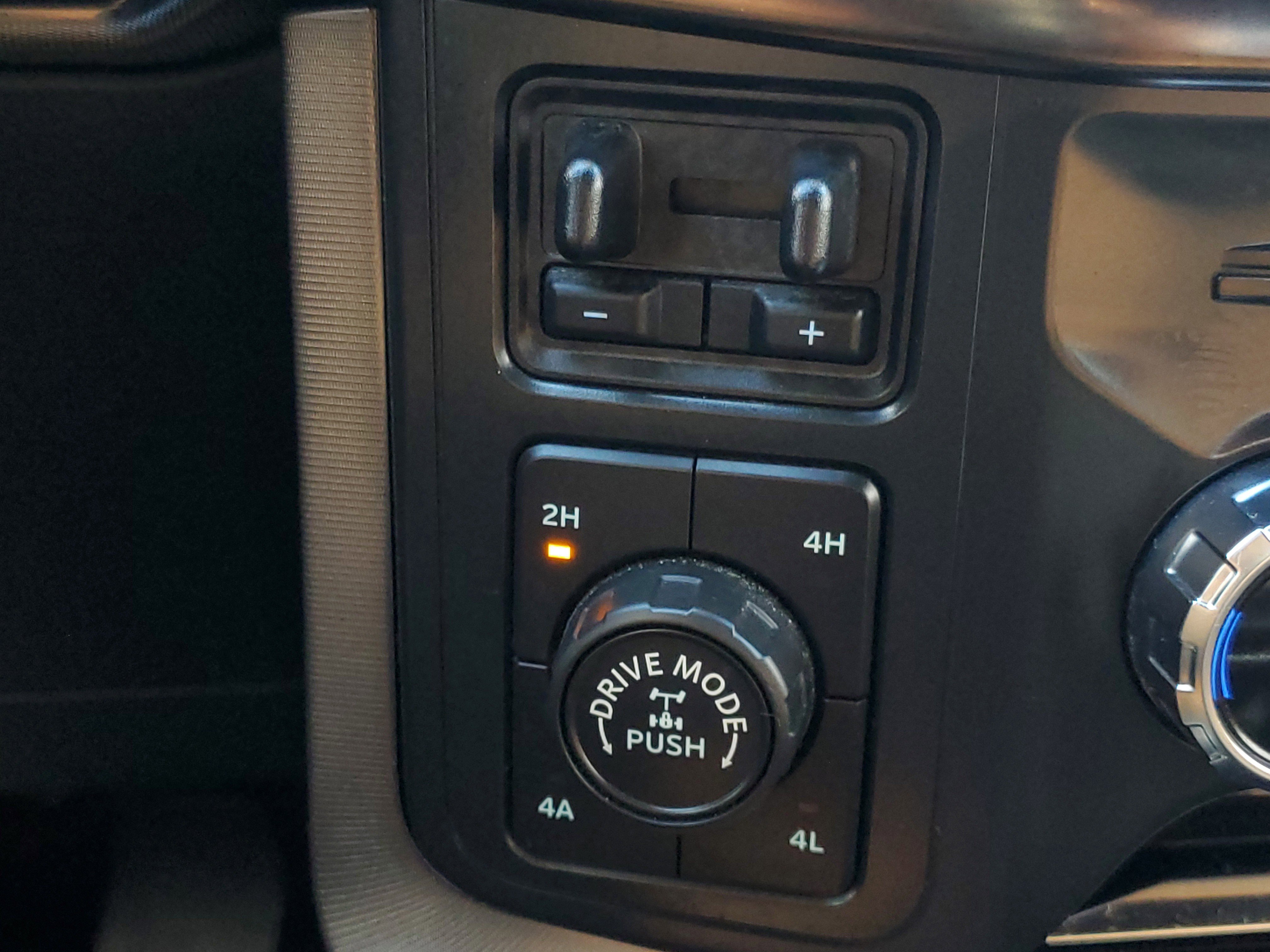 2022 Ford F-150 Platinum photo 6