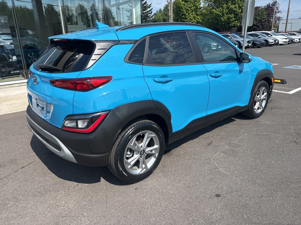 2023 Hyundai Kona SEL photo 6