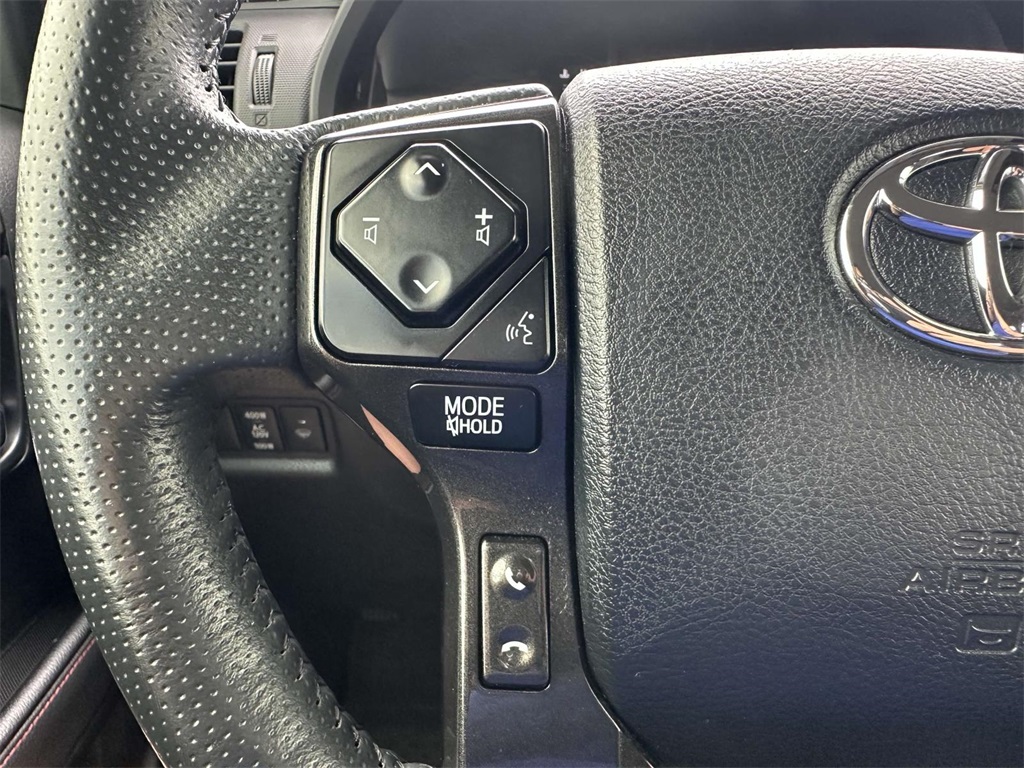 2024 Toyota 4Runner TRD Off-Road photo 12