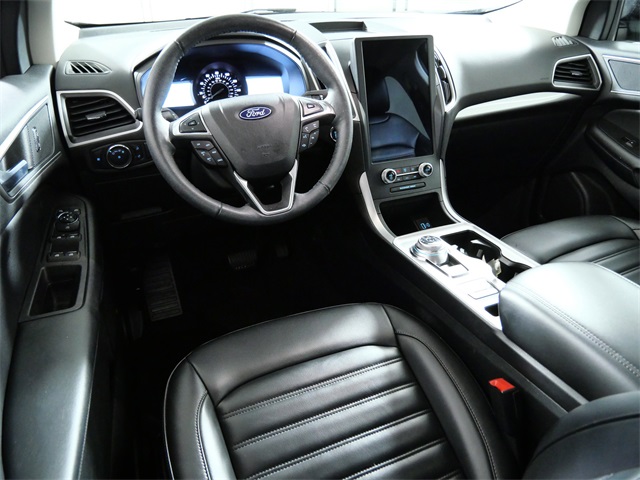 2024 Ford Edge SEL photo 4