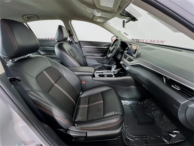 2023 Nissan Altima 2.5 SR photo 36