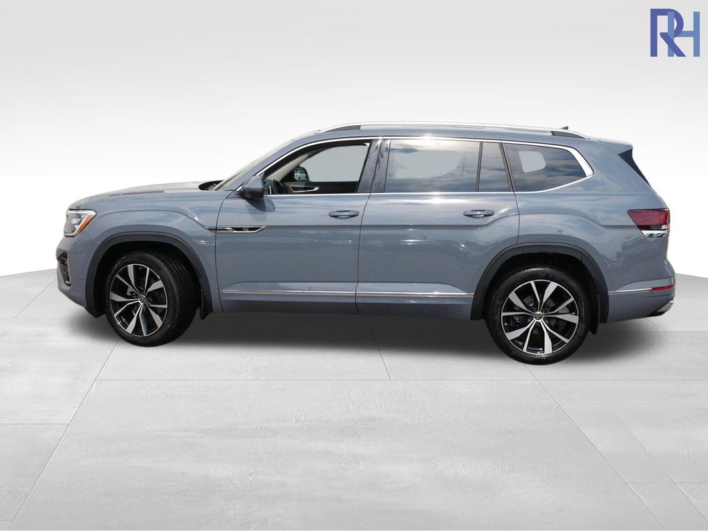 Used 2025 Volkswagen Atlas SEL Premium R-Line with VIN 1V2FR2CA7SC507302 for sale in Coon Rapids, Minnesota