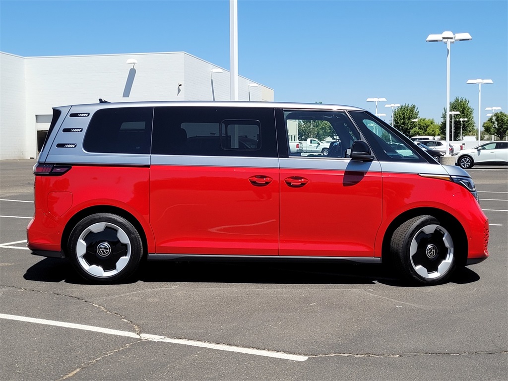 2025 Volkswagen ID. Buzz Pro S photo 4