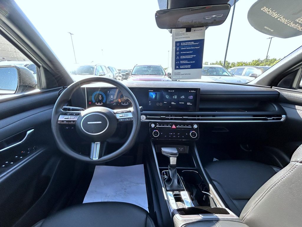 2025 Hyundai Santa Cruz SEL photo 14