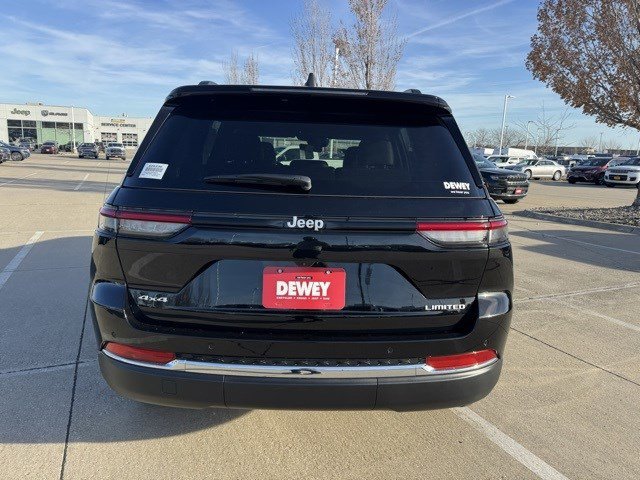 2025 Jeep Grand Cherokee Limited photo 4