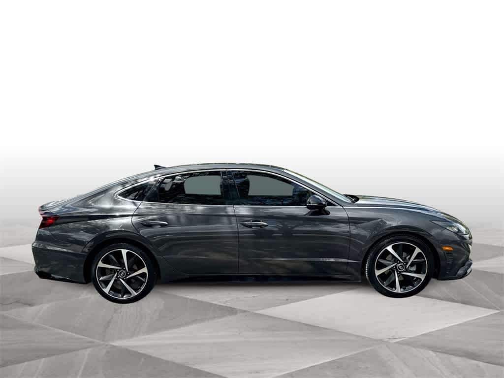 2022 Hyundai Sonata SEL Plus photo 8
