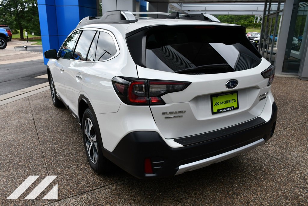 2022 Subaru Outback Touring photo 5
