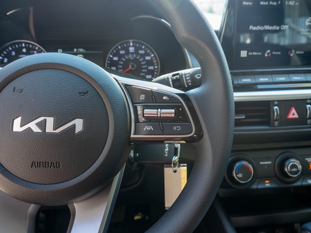 2024 Kia Forte LXS photo 19