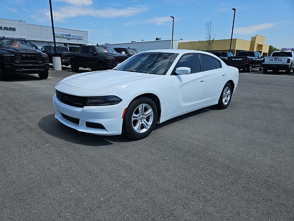 Used 2020 Dodge Charger SXT with VIN 2C3CDXBGXLH102110 for sale in Kansas City
