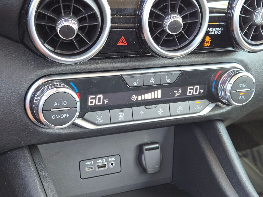 2023 Nissan Sentra SV photo 23