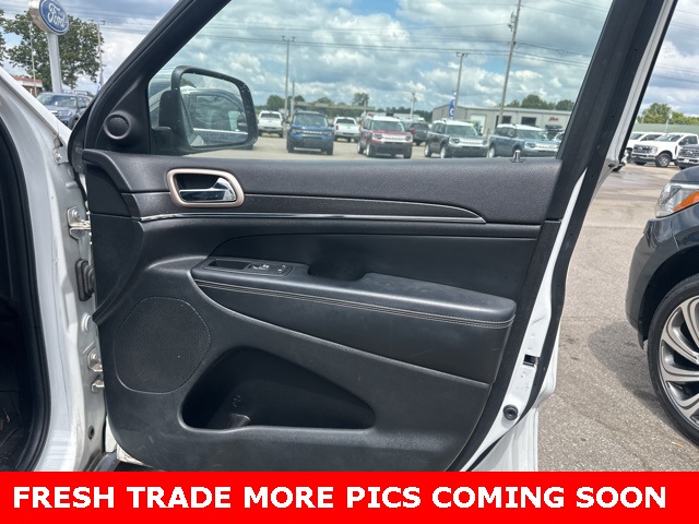 2015 Jeep Grand Cherokee Limited photo 8