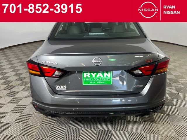 2025 Nissan Altima 2.5 SR photo 6