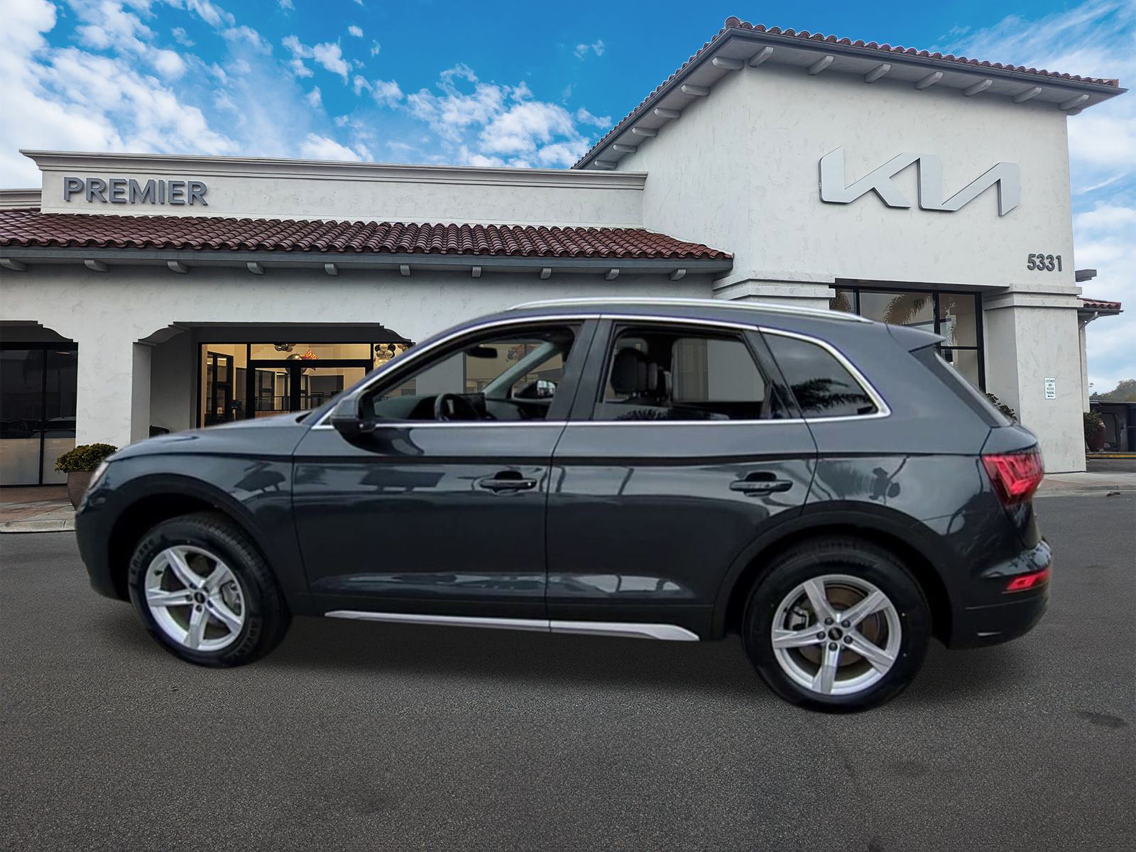 2021 Audi Q5 45 Premium photo 3
