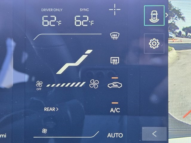 2026 Kia EV9 Light Long Range photo 14