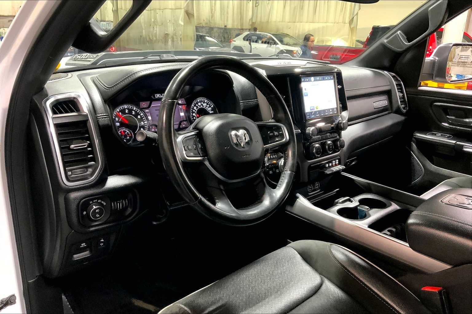 2022 Ram 1500 Laramie photo 12