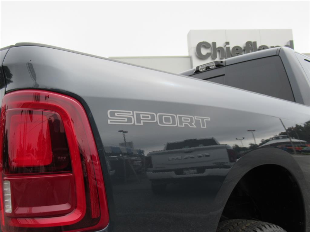 2026 Ram 2500 Laramie photo 10