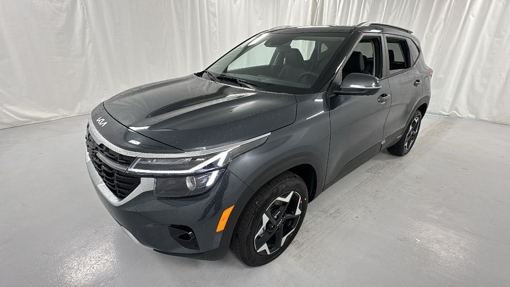 2026 Kia Seltos S photo 5