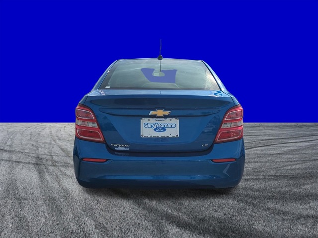 2018 Chevrolet Sonic LT photo 4