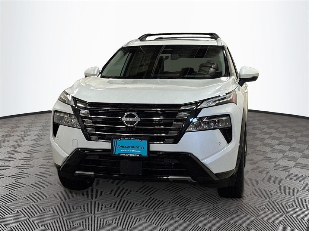 2026 Nissan Rogue Platinum's photo