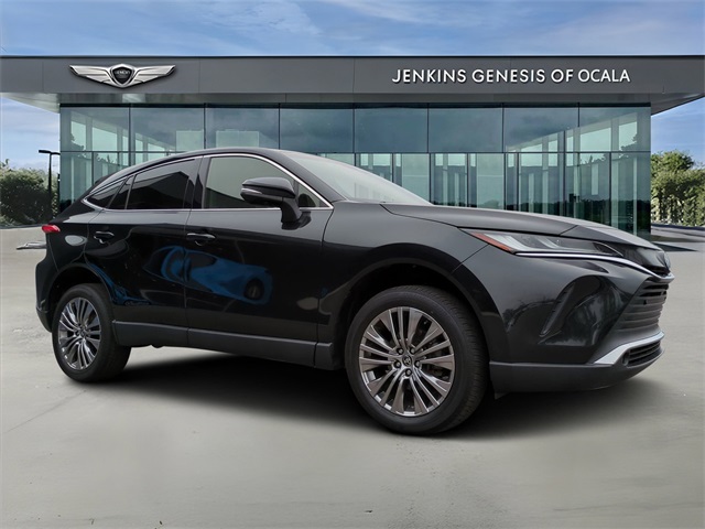 2022 Toyota Venza Limited's photo