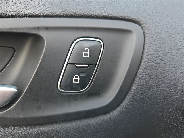 2018 Ford Escape SE photo 21