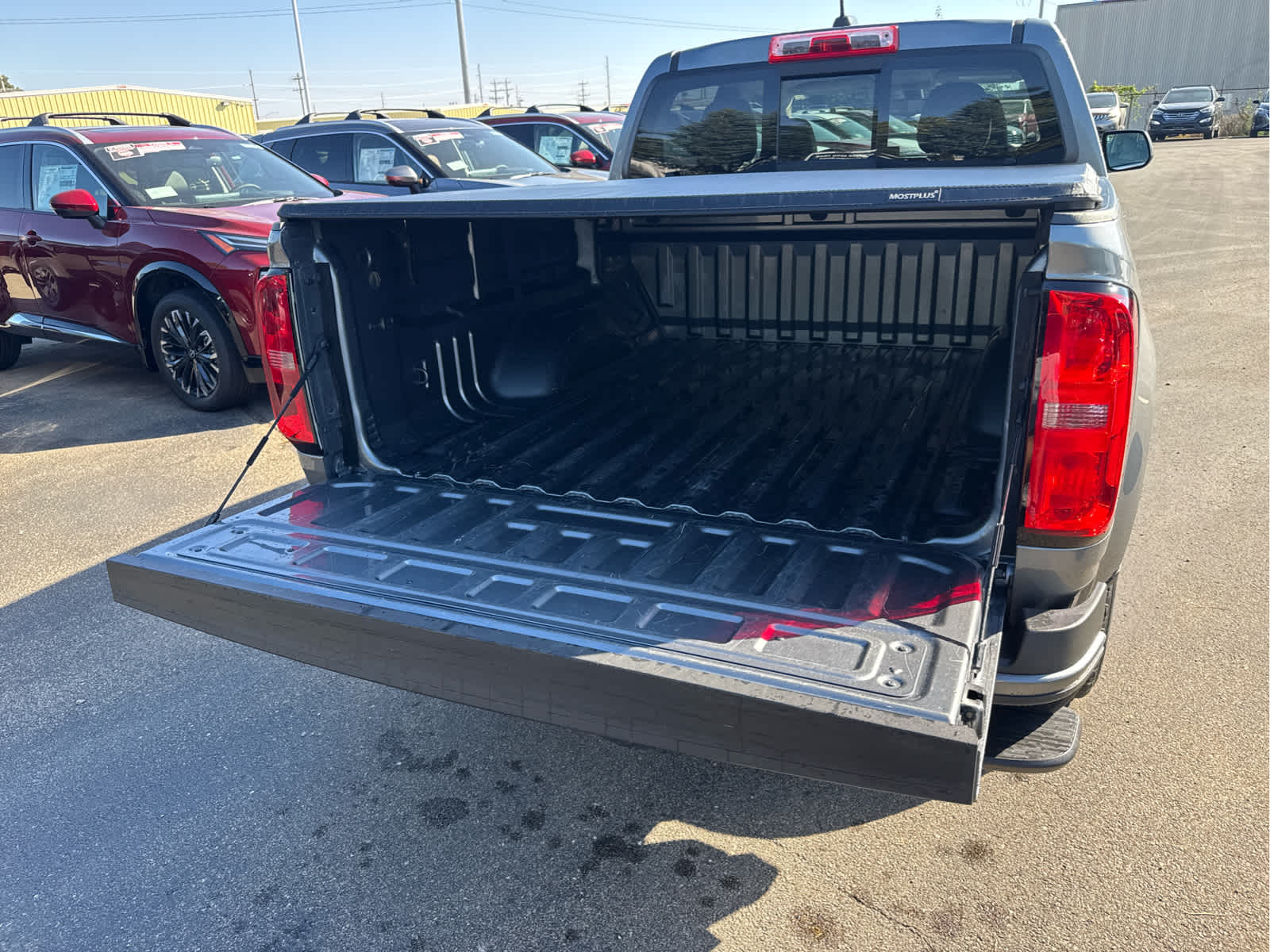 2018 Chevrolet Colorado LT photo 8