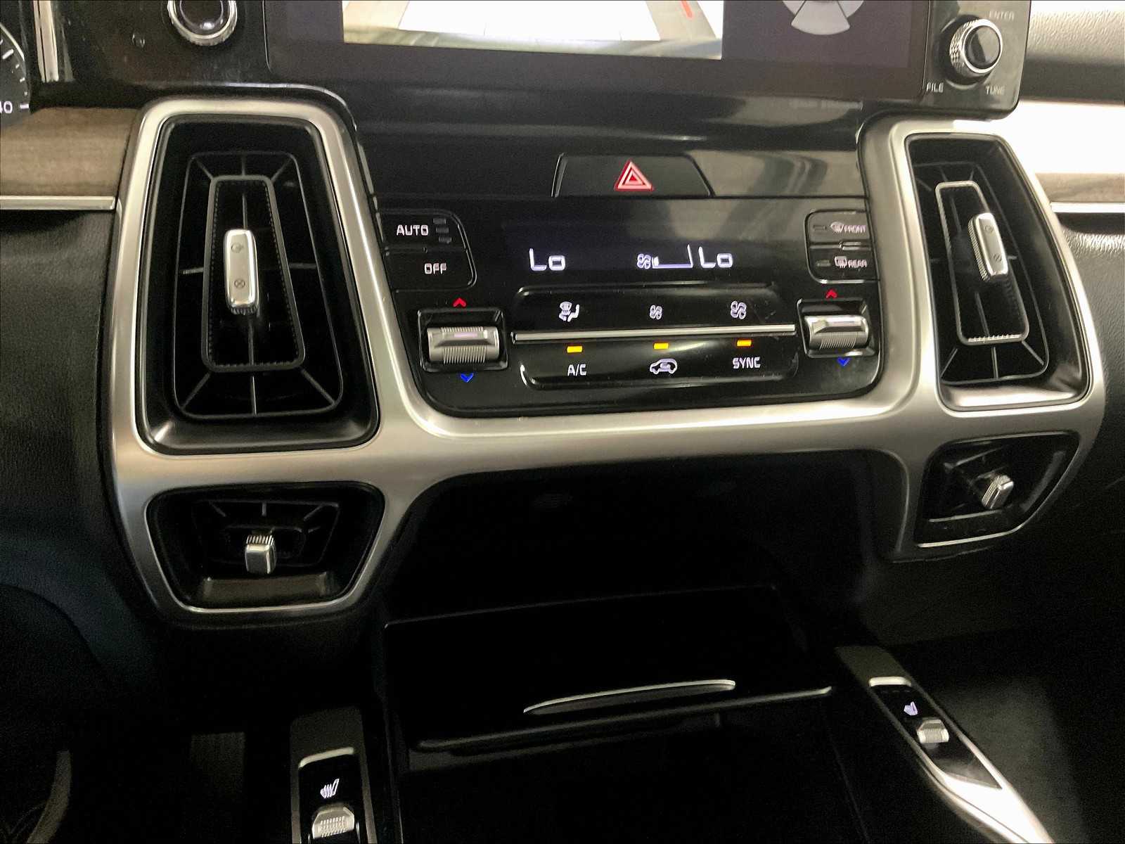 2022 Kia Sorento X-Line S photo 21