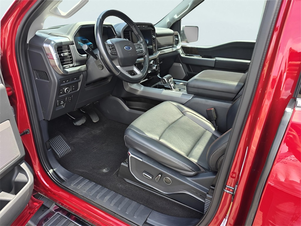 2021 Ford F-150 Lariat photo 10