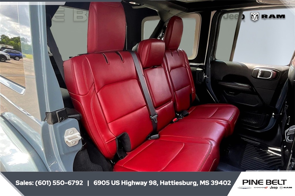 2024 Jeep Wrangler Rubicon 392 photo 18
