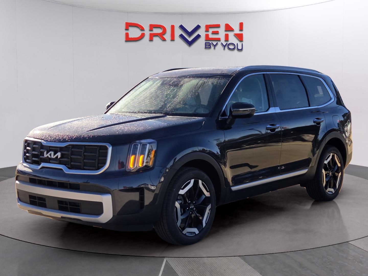 2025 Kia Telluride S's photo