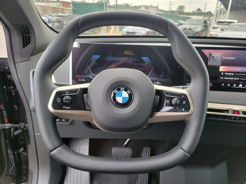 2026 Bmw iX photo 31