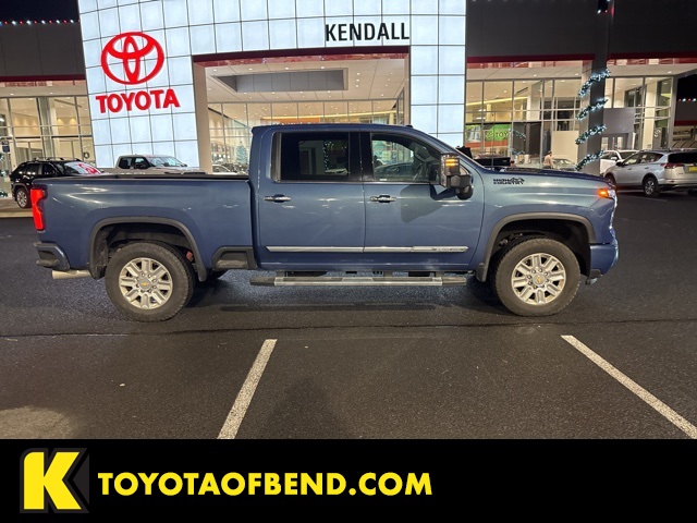 2024 Chevrolet Silverado 2500HD High Country's photo