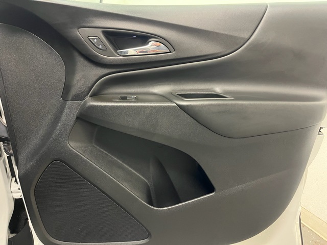 2022 Chevrolet Equinox LT photo 24