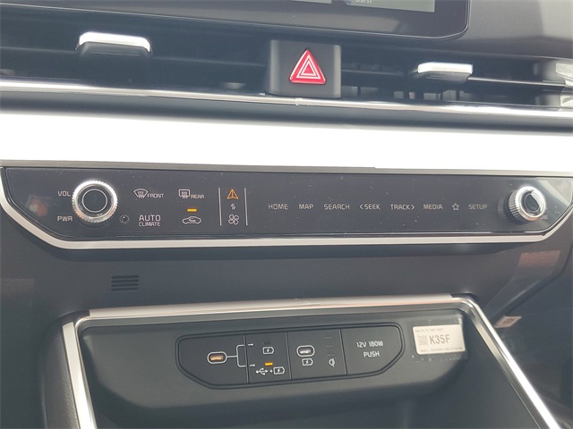 2026 Kia Carnival SX photo 23