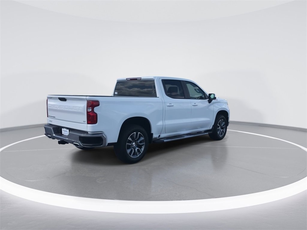 2025 Chevrolet Silverado 1500 LT photo 8