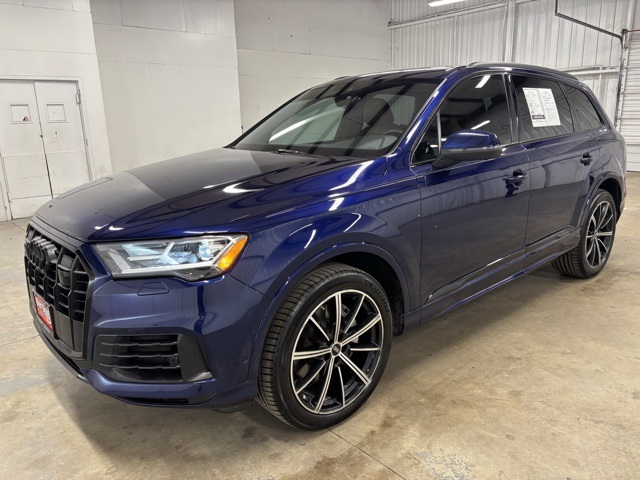 2022 Audi Q7 55 Premium Plus photo 3