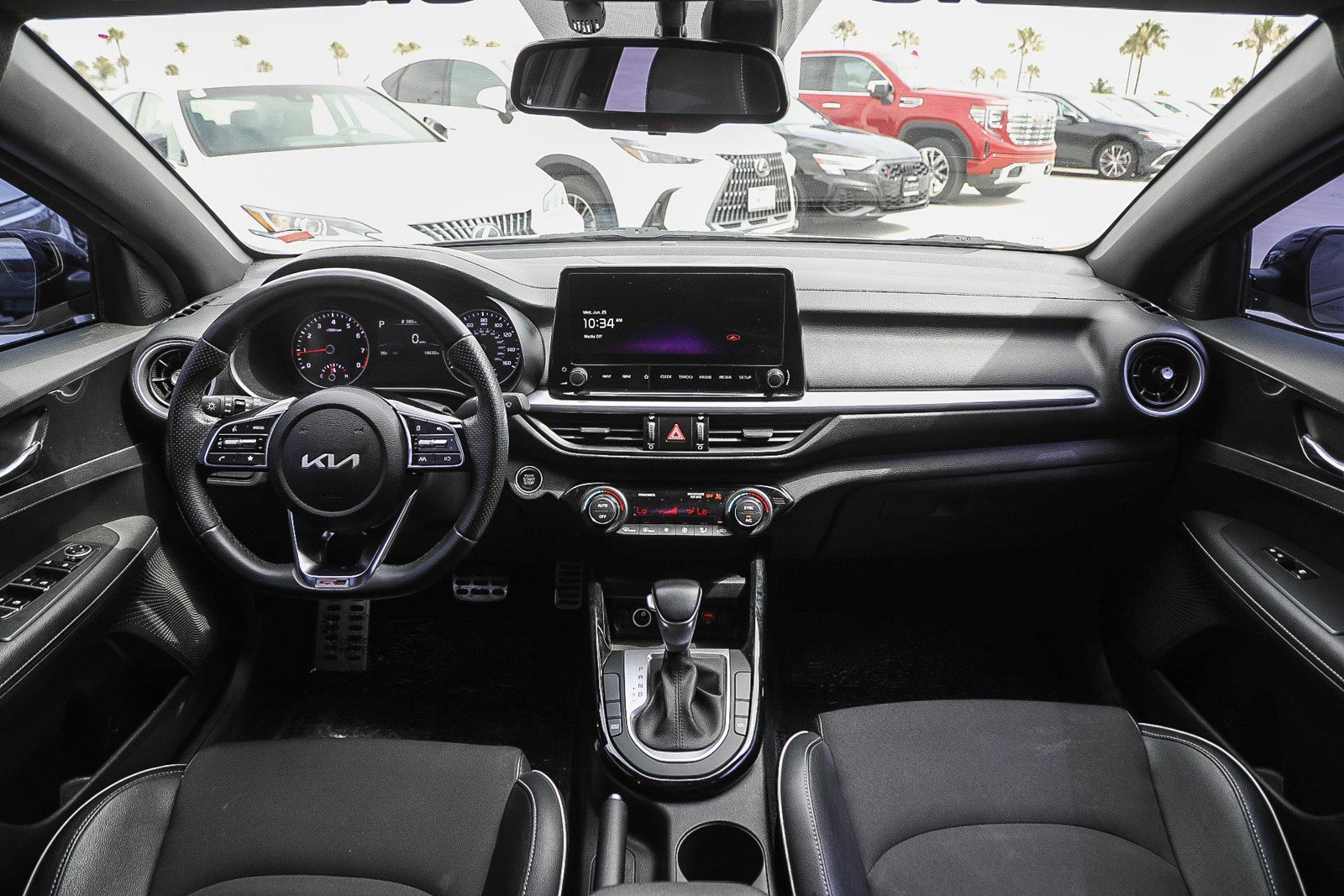 2023 Kia Forte GT-Line photo 11