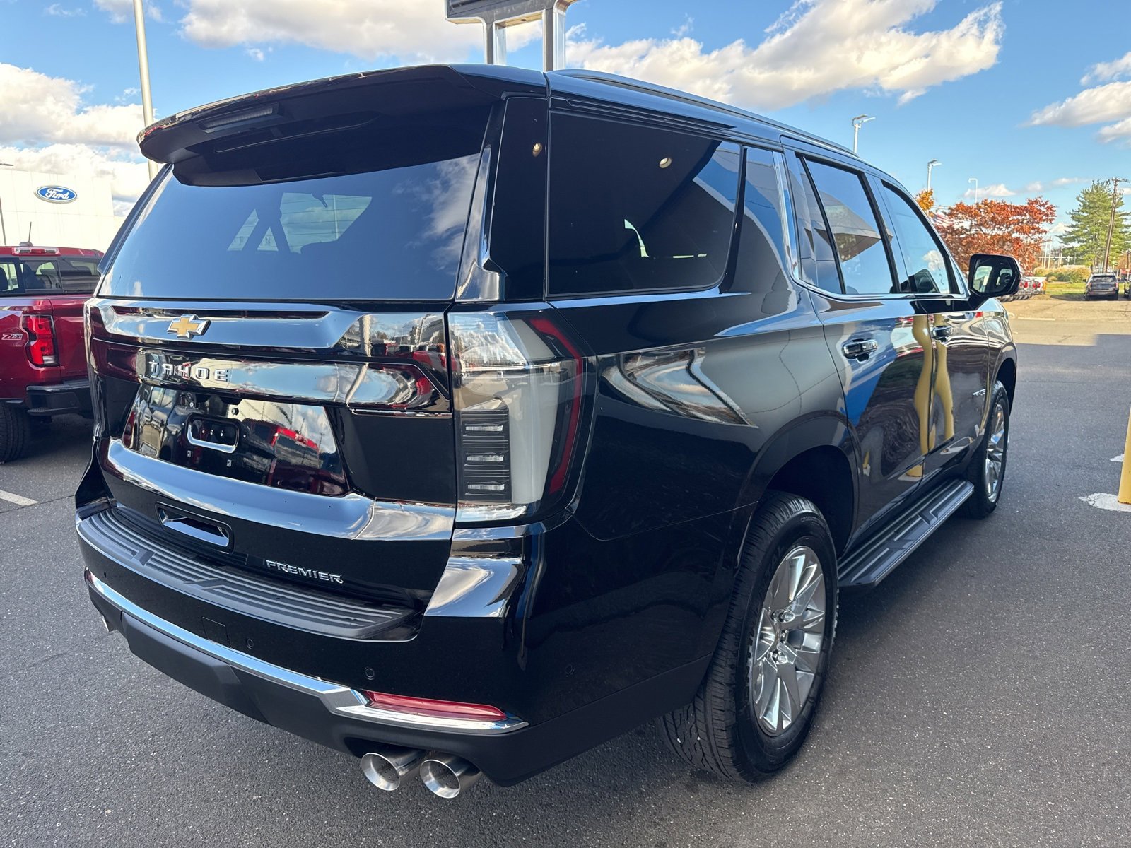 2026 Chevrolet Tahoe Premier photo 4