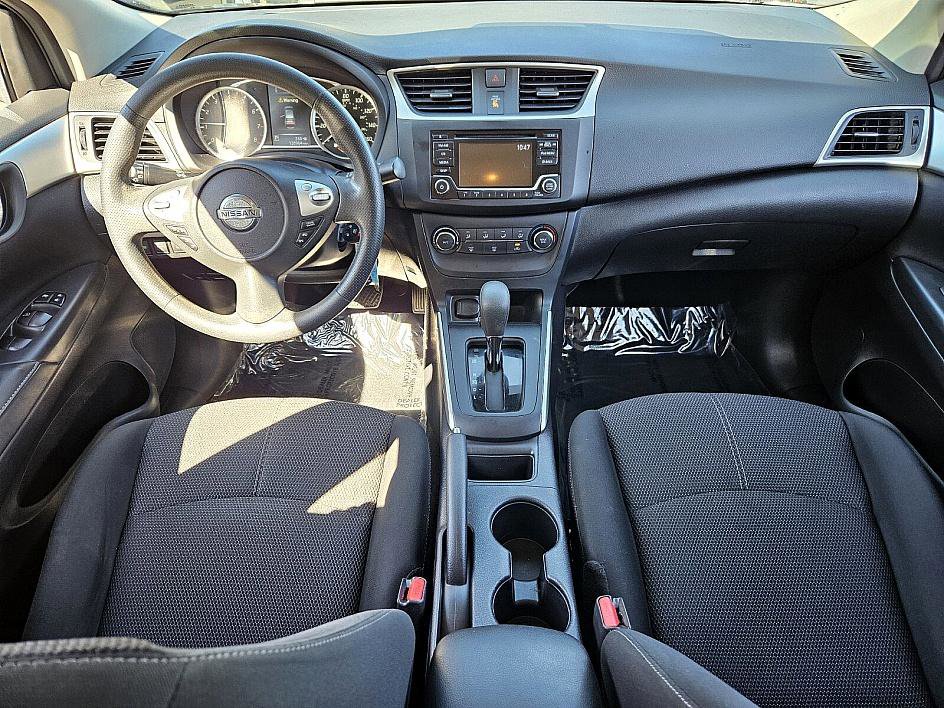 2018 Nissan Sentra S photo 9