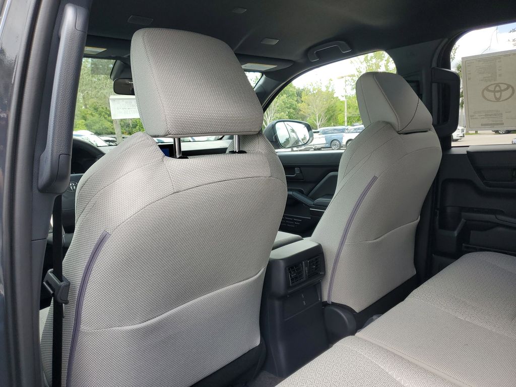 2025 Toyota 4Runner SR5 photo 17